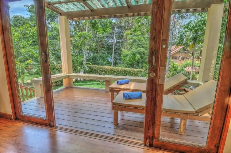 Single Bungalow with pool view