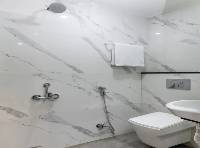 Oyo 42608 Hotel A5