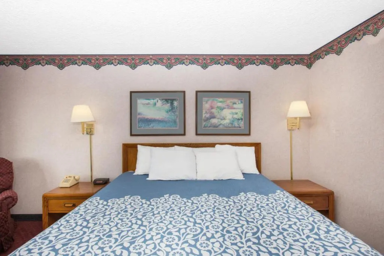 Days Inn St Joseph