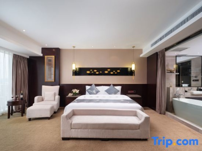 Executive Double room with river view