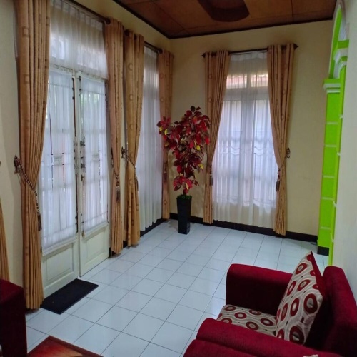 Nina King Homestay