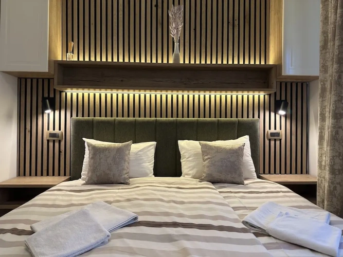 Standard Triple room with garden view