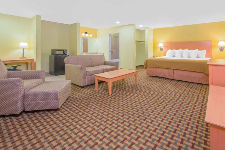 Days Inn Lubbock South