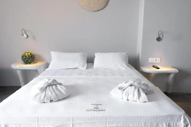 Sextuple Suite