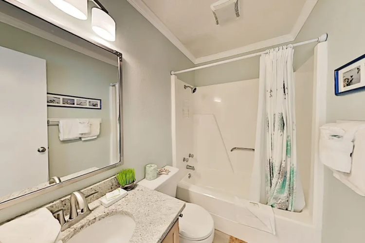 12iapabe 2 Bedroom Condo