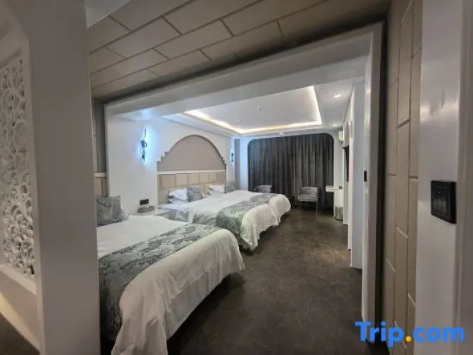 Deluxe Triple room