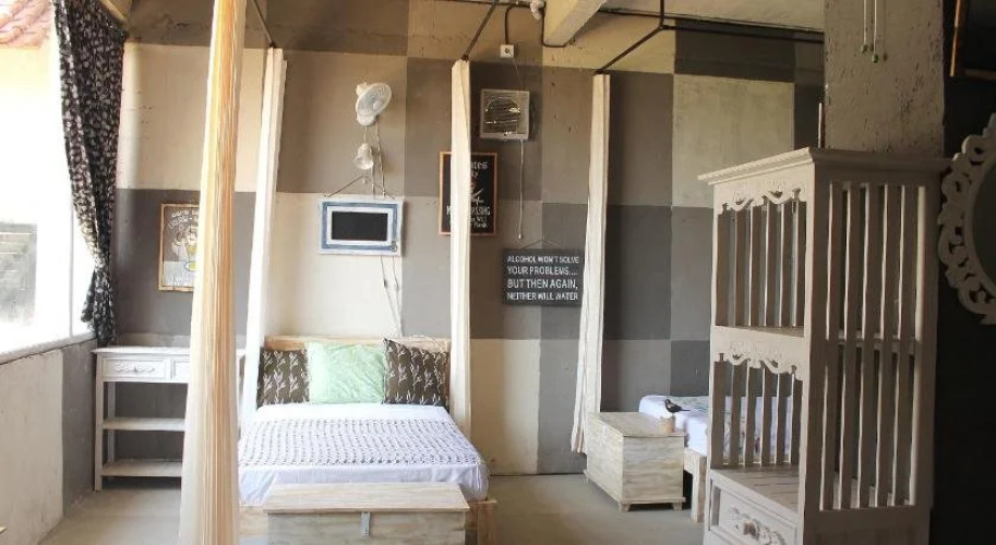 Barn N Bunk