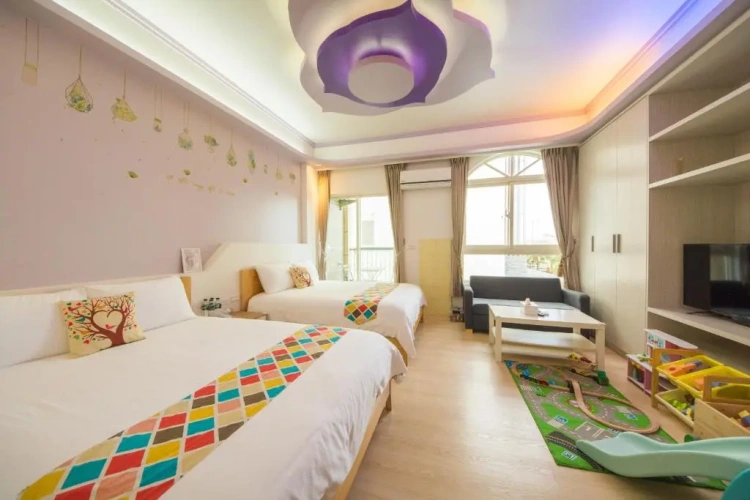 Classic Quadruple room