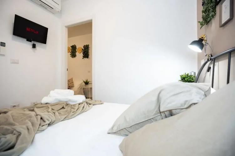 Home Hotel - Paruta 65