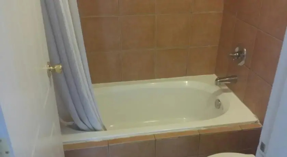 Western Thrifty Inn