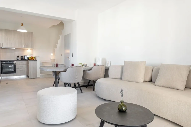 2 Bedrooms Family Villa with sea view