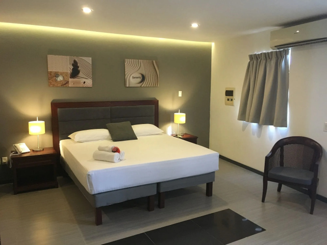 Curacao Suites Hotel