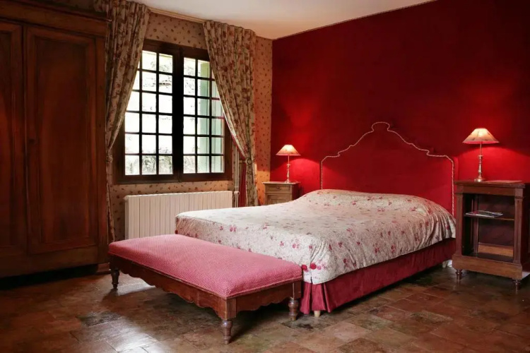 Le Mas Des Pots Rouges