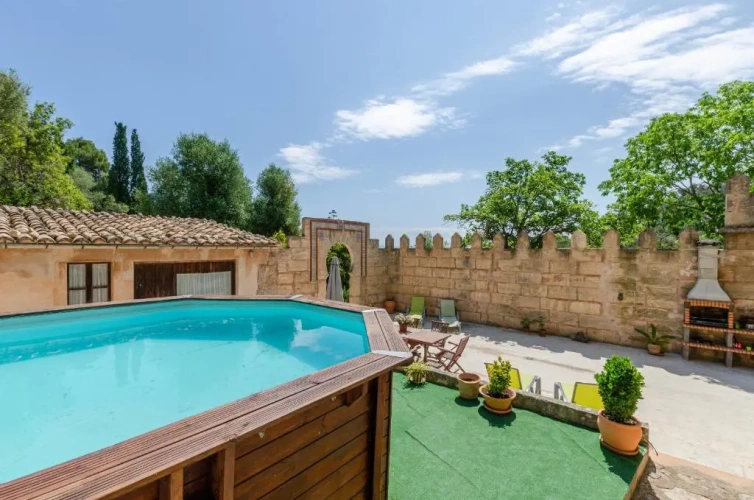 3 Bedrooms Villa