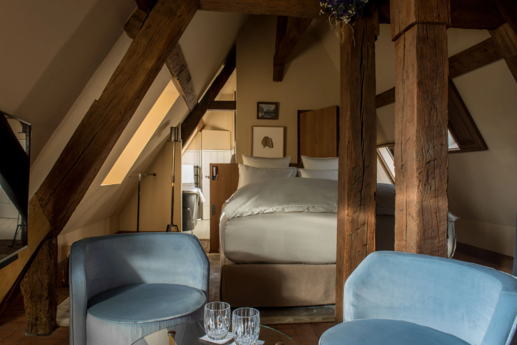 Cour des Vosges - Evok Collection