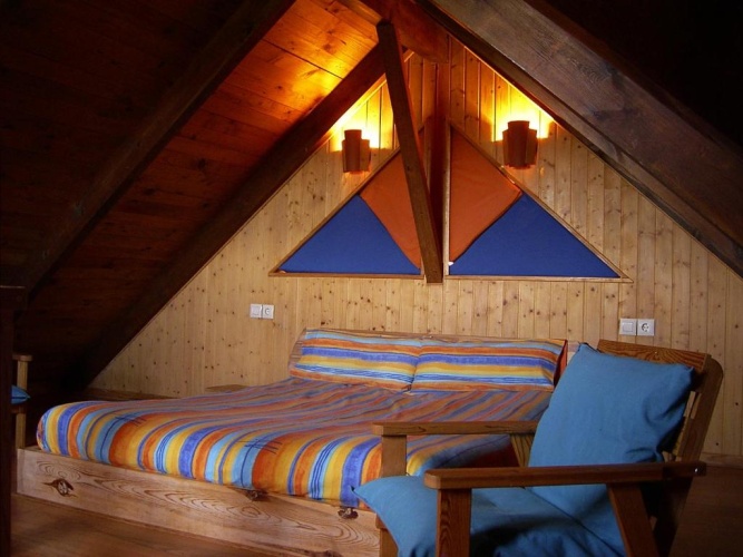 2 Bedrooms Bungalow