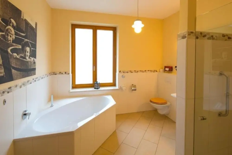 1 Bedroom Suite