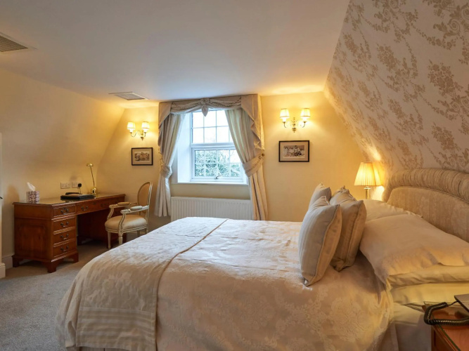Hempstead House Hotel