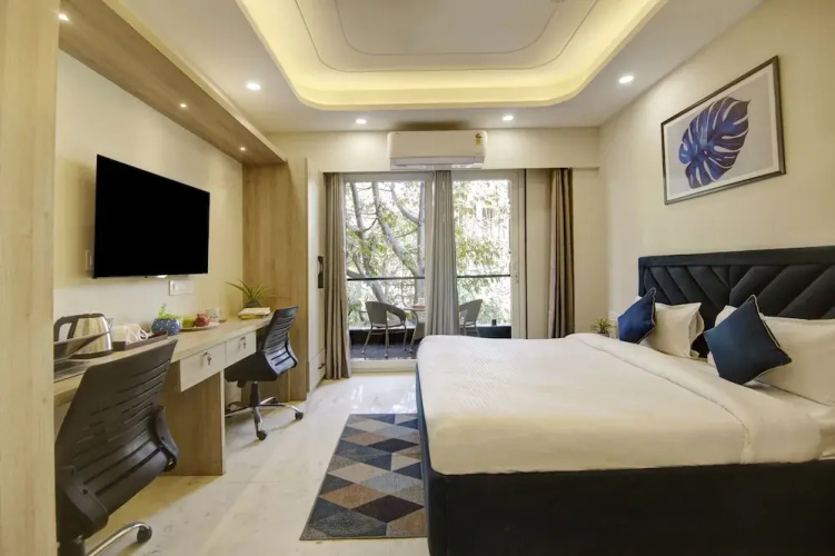 FlxHo Quad - Luxury Studio Apart Hotel