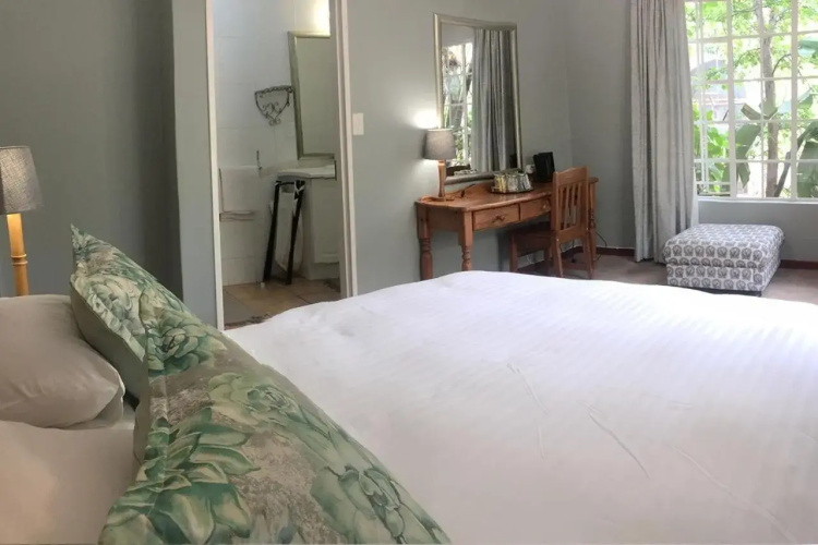 Roosters Nest BnB