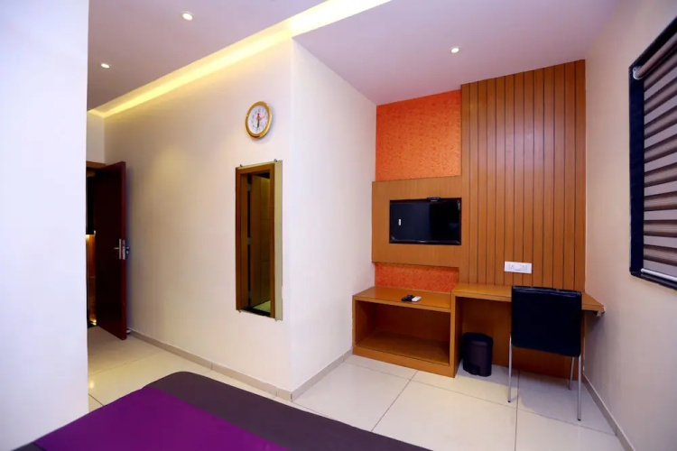 Hotel Hindustan Residency