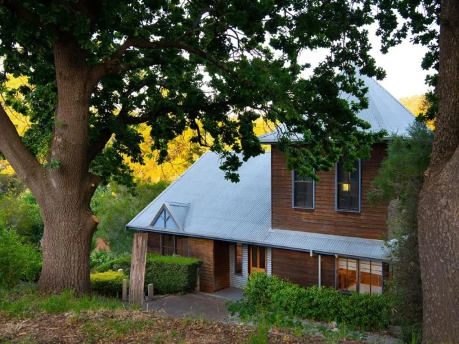 2 Bedrooms Cottage
