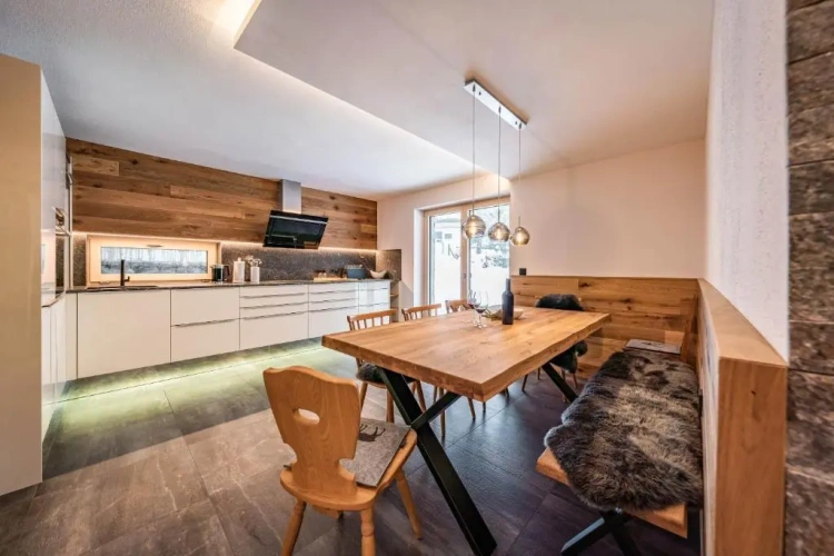 Superior Chalet