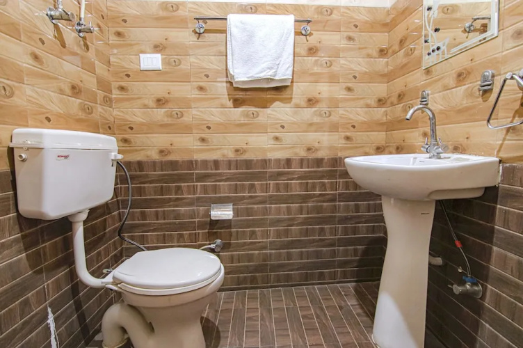 FabHotel Mahadev Cottage