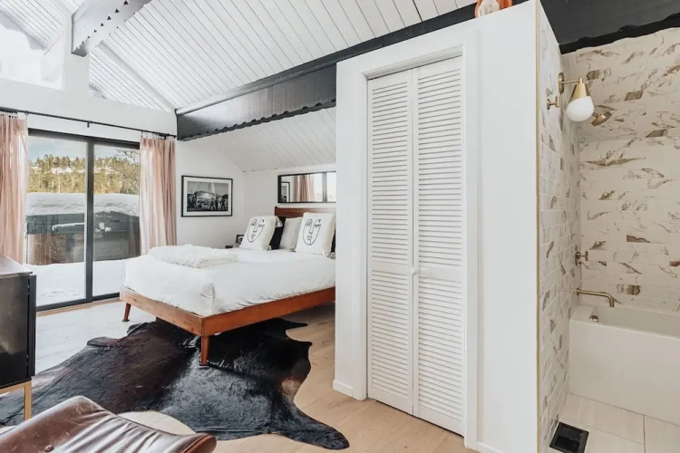 Little Pine Chalet