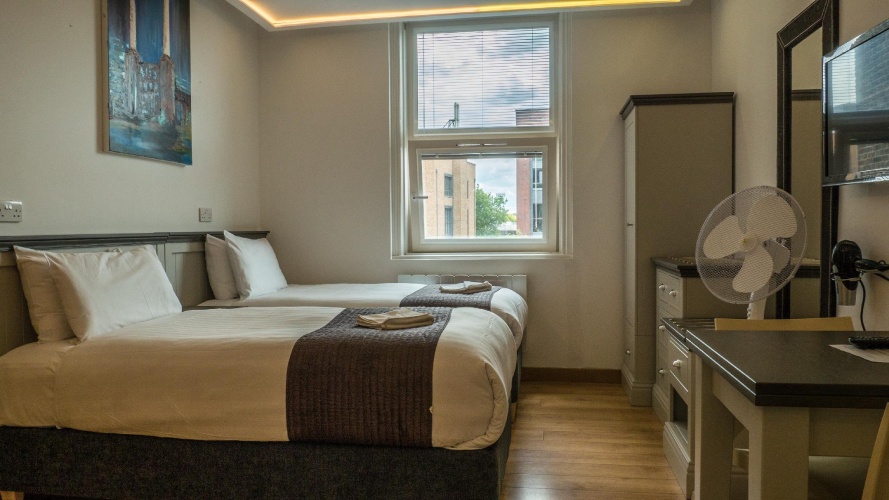 Standard Twin room