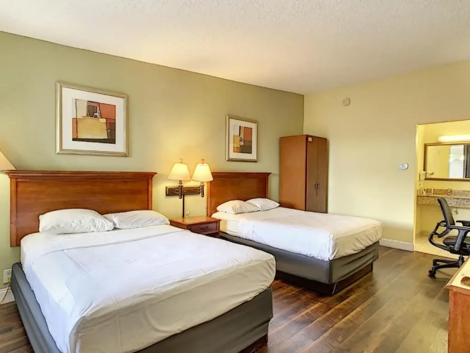 Standard Quadruple room