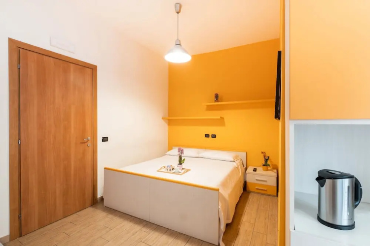 4bnb - Reale House Tulipano