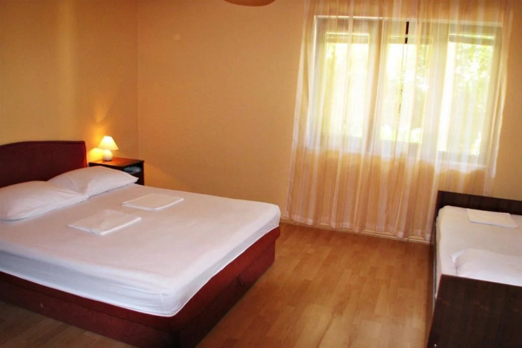 Apartments Miljak