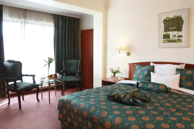 Hotel Nayrouze Palace