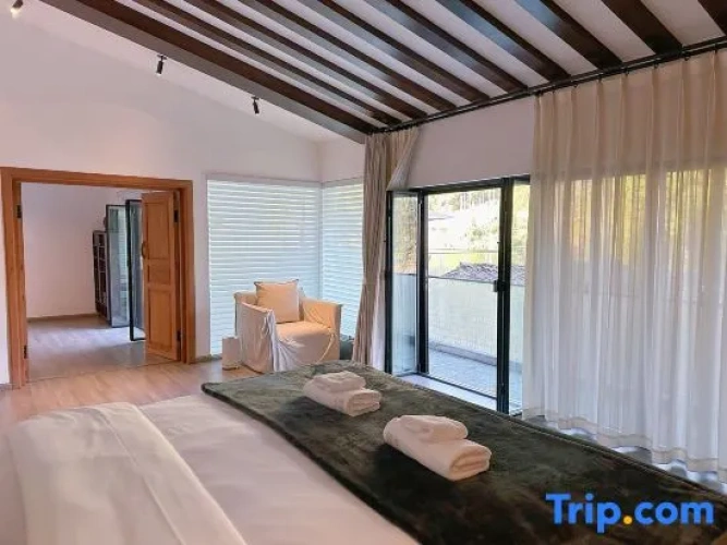 3 Bedrooms Standard room