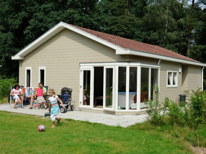 Nice chalet with dishwasher surrounded by greenery