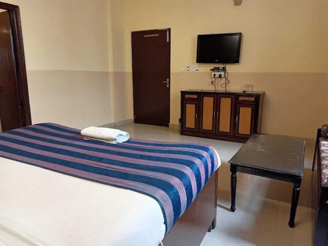 City Stay Hotel