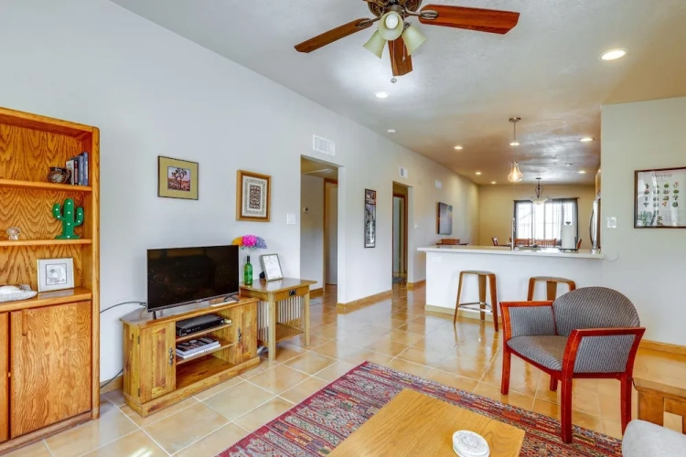 3 Bedrooms Cottage