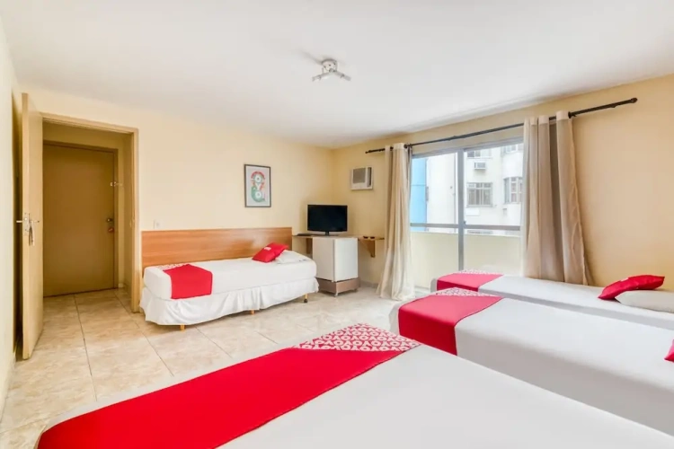Standard Quintuple room