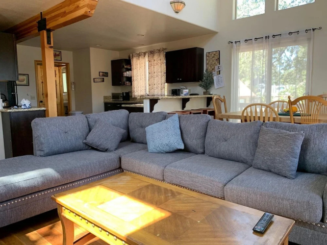 The Fox Paw Home