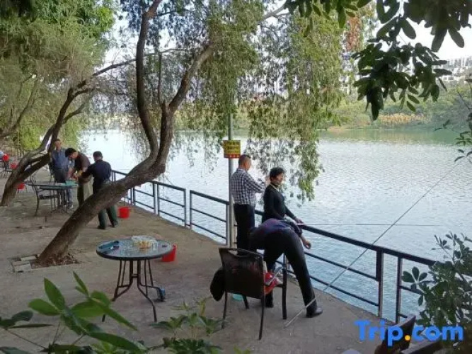 Qingyin Hotel