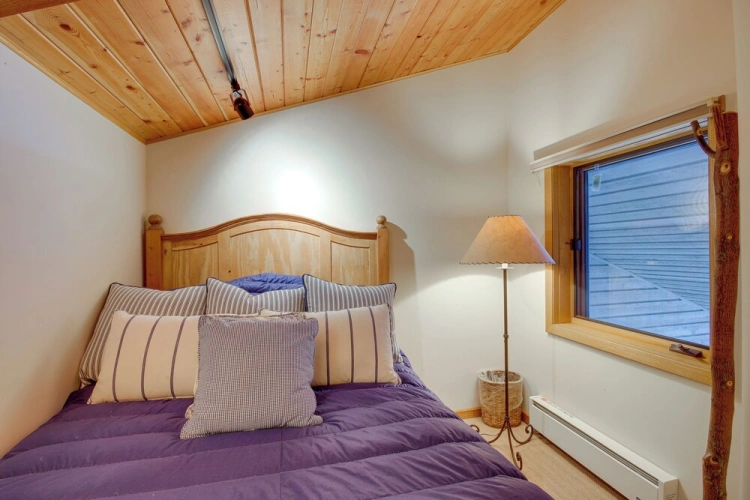 3 Bedrooms Apartment