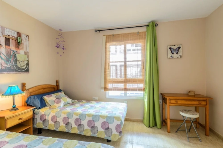 2 Bedrooms Apartment