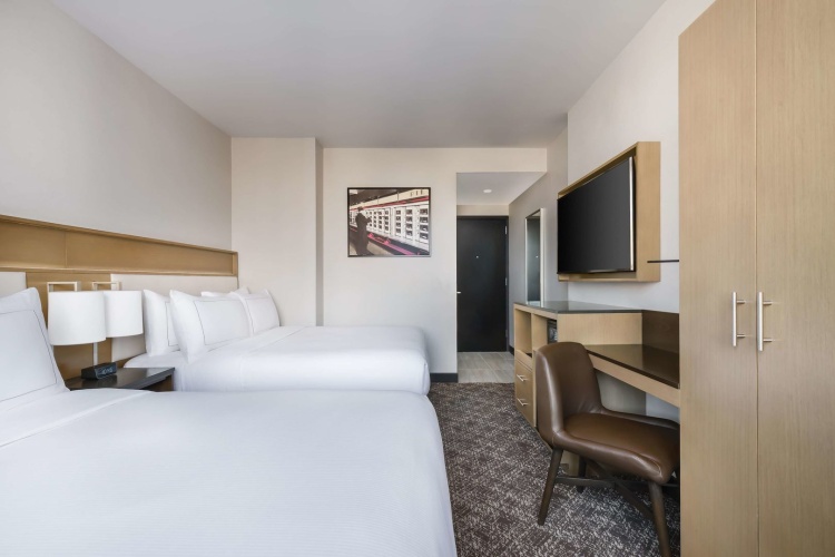 DoubleTree by Hilton New York Times Square South photo 7