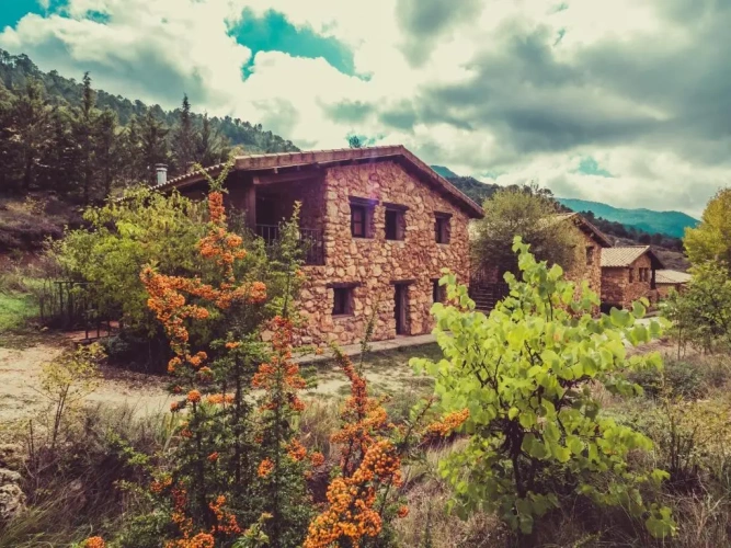 3 Bedrooms Cottage