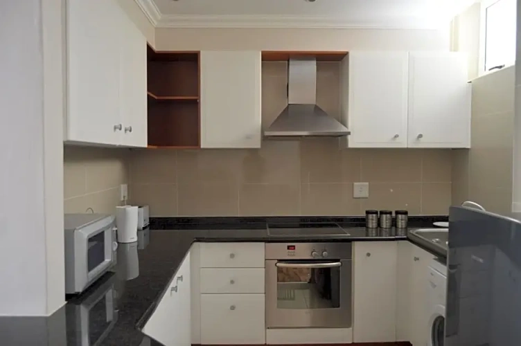 2 Bedrooms Apartment with balcony and with view
