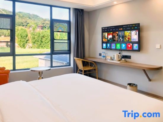 Deluxe Double room with view