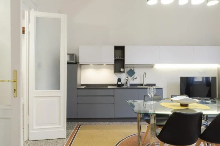 JOIVY Elegant flat near Spianata Castelletto