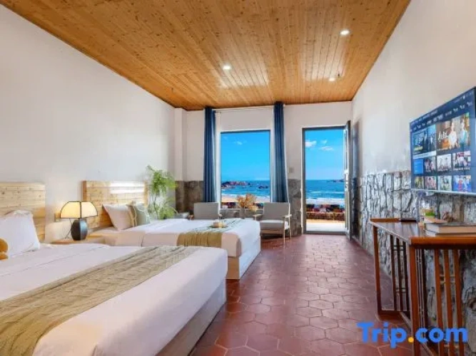 Standard Family room with sea view