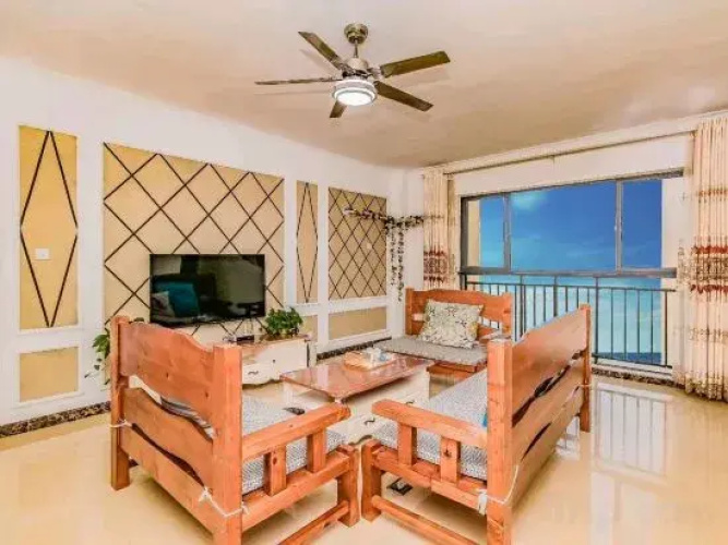 First sea view holiday apartment